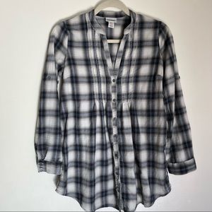 Motherhood Maternity - Plaid Pregnancy Button up Blouse - Small